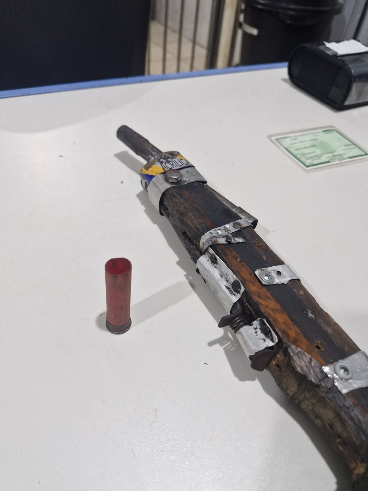 Polícia Militar apreende arma artesanal após ocorrência com disparo de arma de fogo na Zona Leste de Porto Velho