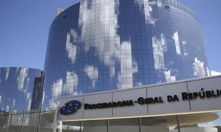 Associação de procuradores pede moderação diante de crise no STF