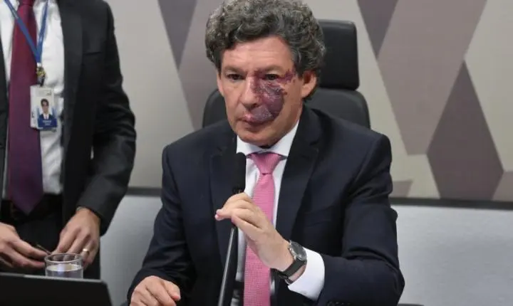 Comissão Mista adia para esta terça-feira votação do fim da 